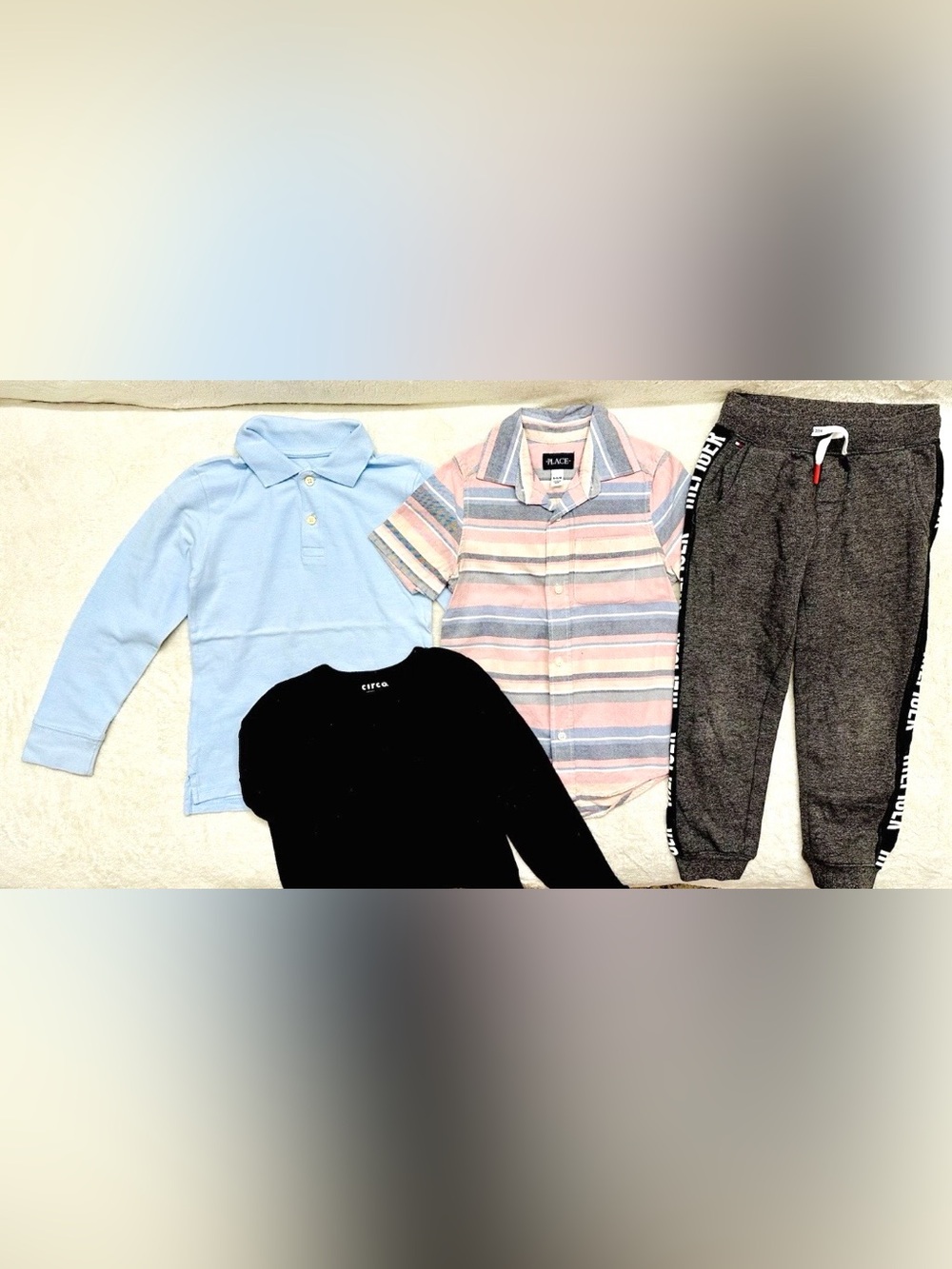 Boys Set Clothes Tops & Pants Size 5-6 Years Tommy Hilfiger Excellent Condition